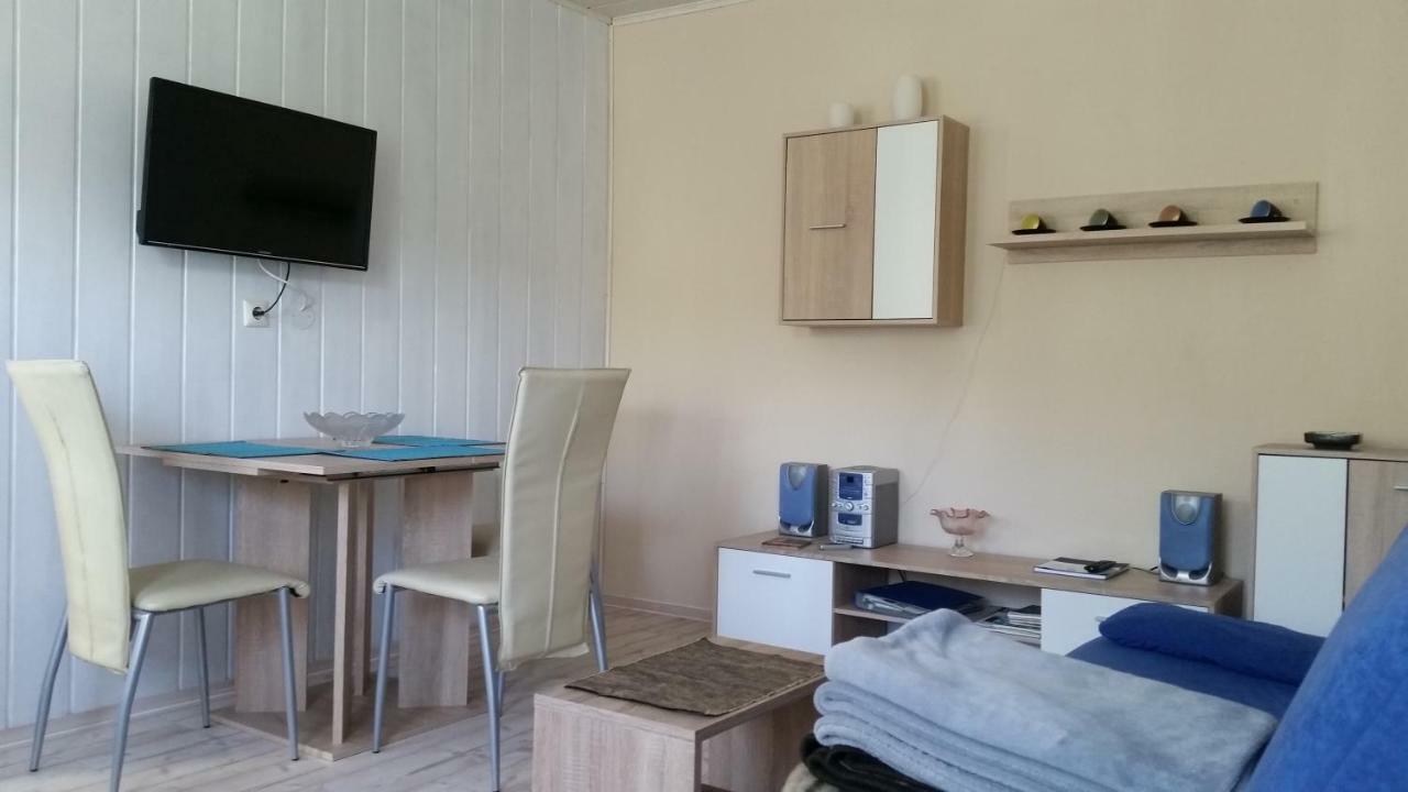 Ferienwohnung "Am Weinberg" باد شميديبرغ المظهر الخارجي الصورة