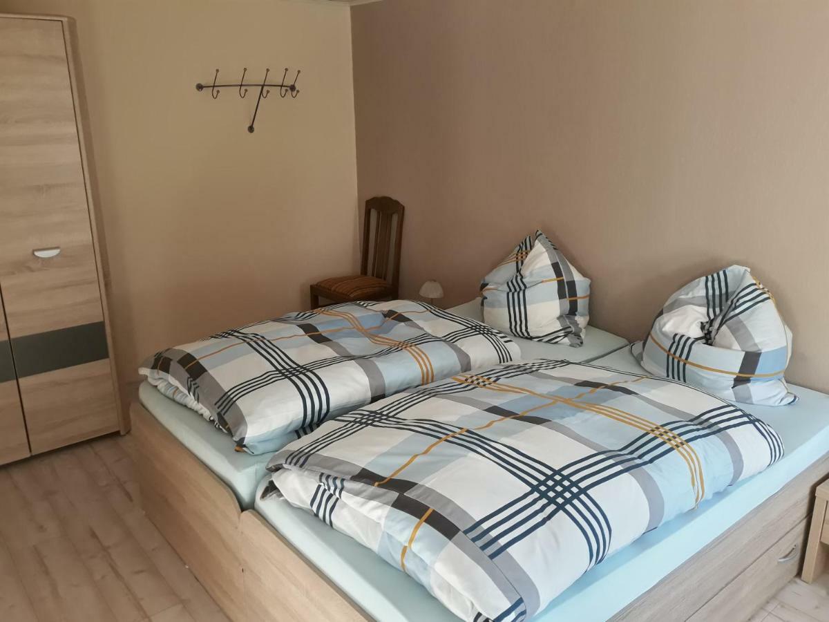 Ferienwohnung "Am Weinberg" باد شميديبرغ المظهر الخارجي الصورة